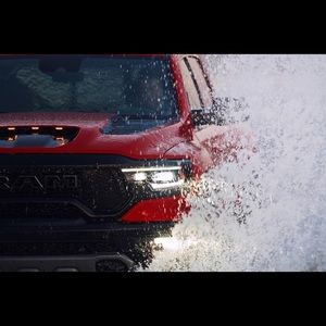 Meet your Posher, Uriel